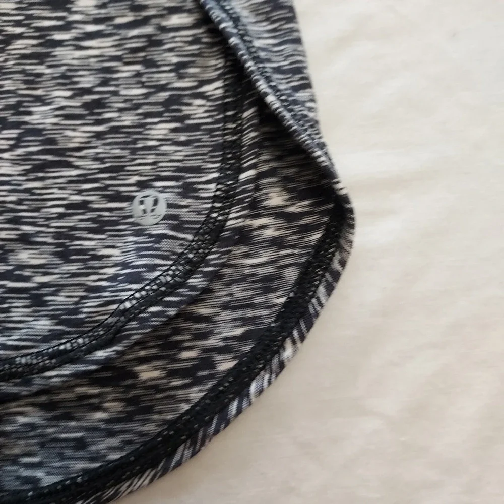 Lululemon Cross Chill Run Neckwarmer‎ Gaiter Space Dye Black White Reflective